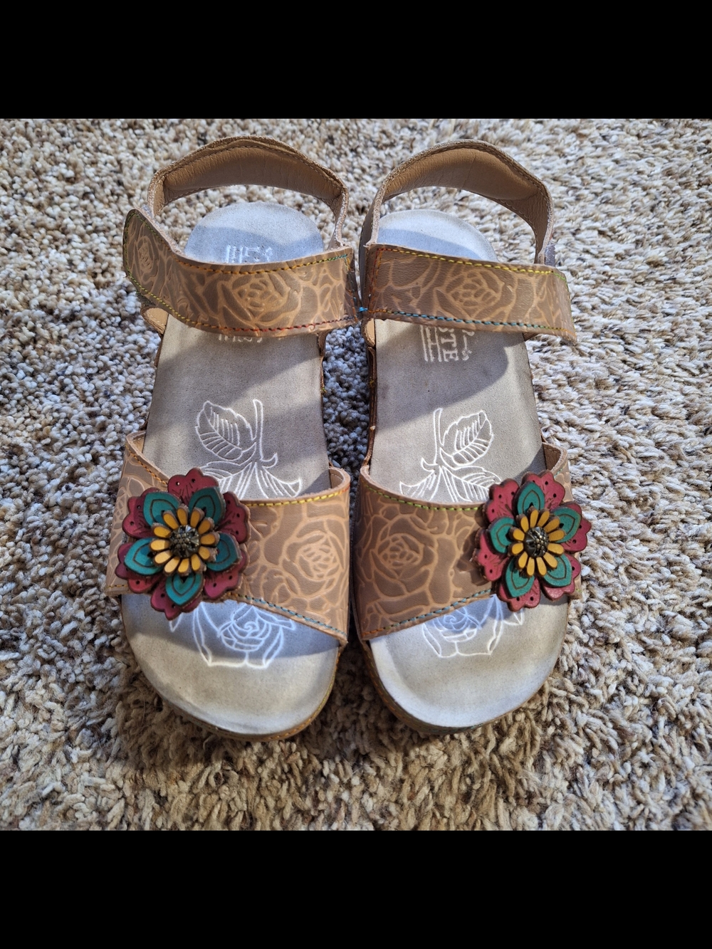 L'Artiste by Spring Step Cuteness Floral Leather Wedge Sandals EU 36 / US 5.5-6